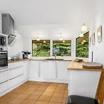 Tovi - 600m From The Sea By Interhome Bøtø By