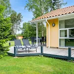 Tovi - 600m From The Sea By Interhome