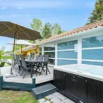 Σπίτι διακοπών Tovi - 600m From The Sea By Interhome *