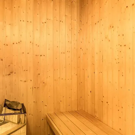 Tovi - 600m From The Sea By Interhome *