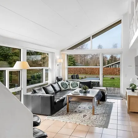 Tovi - 600m From The Sea By Interhome Feriehus Bøtø By