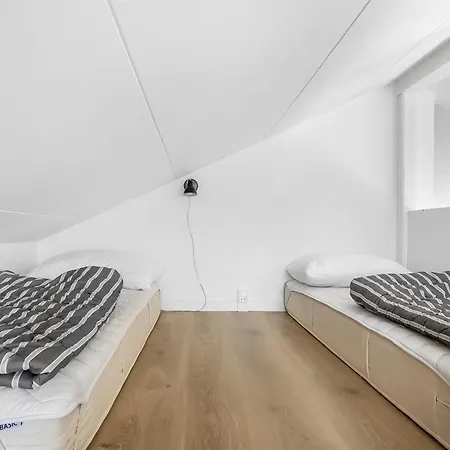 Tovi - 600m From The Sea By Interhome *